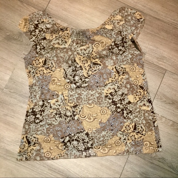 YOURS Plus Size Pink Floral Sleeveless Pintuck Blouse | Yours Clothing